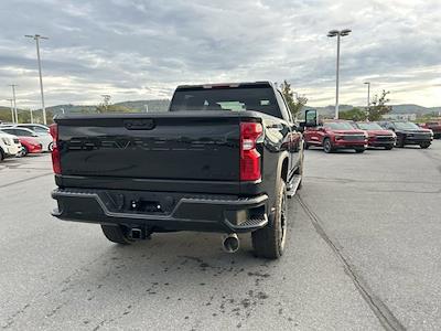 New 2025 Chevrolet Silverado 2500 Custom Crew Cab 4WD Pickup for sale #B24810 - photo 2