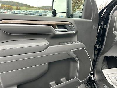 2026 Chevrolet Silverado 2500 Crew Cab 4WD Pickup for sale #B24914 - photo 2