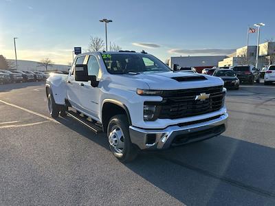 New 2026 Chevrolet Silverado 3500 Work Truck Crew Cab for sale #B25161 - photo 1