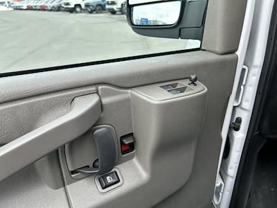 Used 2024 GMC Savana 2500 - photo 1