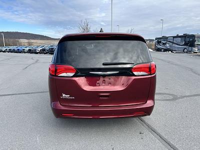 Used 2023 Chrysler Voyager - photo 1