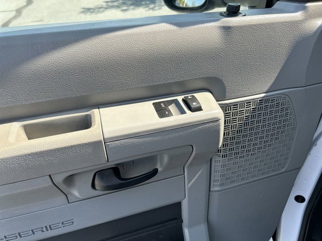 Used 2018 Ford E-350 - photo 19