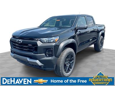 2025 Chevrolet Colorado Crew Cab 4WD Pickup for sale #S777 - photo 1