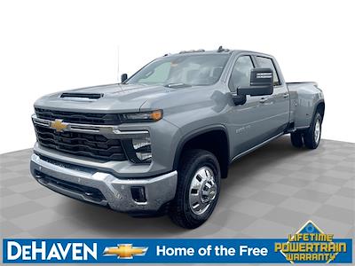2026 Chevrolet Silverado 3500 Crew Cab 4WD Pickup for sale #T180 - photo 1