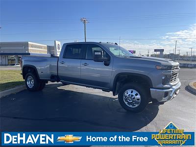 2026 Chevrolet Silverado 3500 Crew Cab 4WD Pickup for sale #T182 - photo 2
