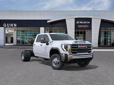 New 2025 GMC Sierra 3500 Crew Cab Steel Flatbed Truck for sale #G251305 - photo 1