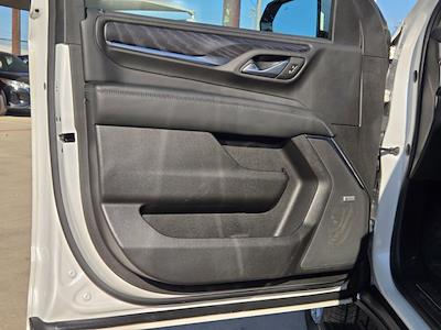 Used 2022 GMC Yukon - photo 1