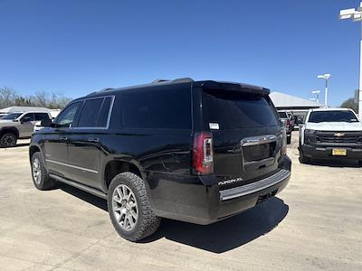 Used 2016 GMC Yukon XL - photo 1
