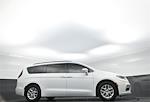 Used 2022 Chrysler Pacifica Touring L Minivan for sale #21219770P - photo 9