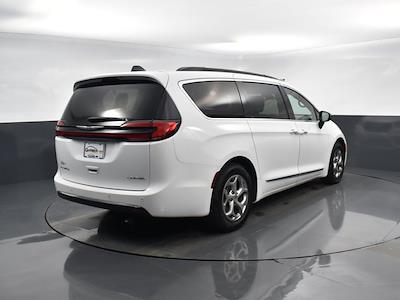 2023 Chrysler Pacifica FWD, Minivan for sale #21536049P - photo 2