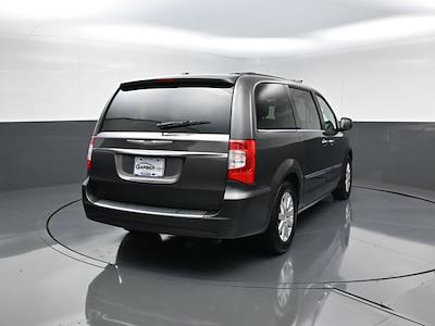 Used 2015 Chrysler Town and Country Touring Minivan for sale #21699260 - photo 2