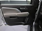 2025 Chevrolet Colorado Crew Cab 4WD Pickup for sale #S1201392 - photo 23
