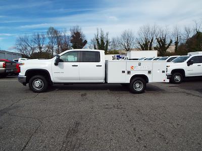 New 2024 Chevrolet Silverado 3500 Crew Cab 4x4 Reading SLU108-SW (SLU108ASW) 9' Service Truck for sale #28400 - photo 2