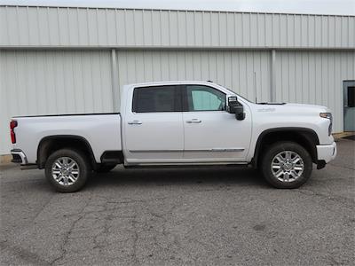 New 2025 Chevrolet Silverado 3500 High Country Crew Cab 4x4 Pickup for sale #29710 - photo 2