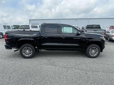 New 2025 Chevrolet Colorado LT Crew Cab Pickup for sale #30176 - photo 2