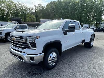 New 2025 Chevrolet Silverado 3500 LTZ Crew Cab 4x4 Pickup for sale #30237 - photo 2
