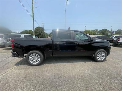 New 2025 Chevrolet Silverado 1500 Custom Crew Cab Pickup for sale #30344 - photo 2