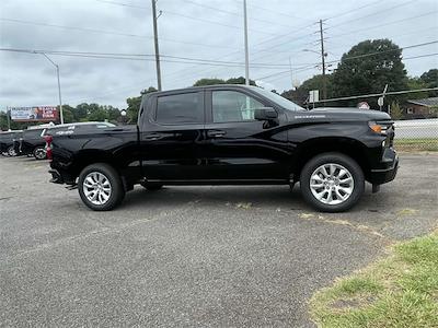 2025 Chevrolet Silverado 1500 Crew Cab 4x4 Pickup for sale #30488 - photo 2