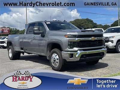 2025 Chevrolet Silverado 3500 Crew Cab 4x4 Pickup for sale #30541 - photo 1