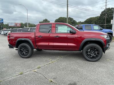 New 2026 Chevrolet Colorado Trail Boss Crew Cab 4x4 Pickup for sale #30592 - photo 2