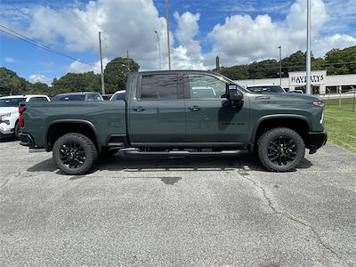 2025 Chevrolet Silverado 3500 Crew Cab 4x4 Pickup for sale #30602 - photo 2