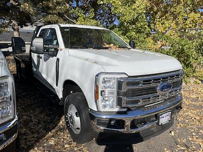 New 2025 Ford F-350 XL Super Cab 4WD 9' 6" Knapheide Steel Flatbed Truck for sale #C27905 - photo 2
