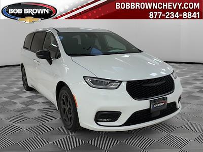 Used 2024 Chrysler Pacifica - photo 1