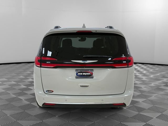 Used 2021 Chrysler Pacifica - photo 5
