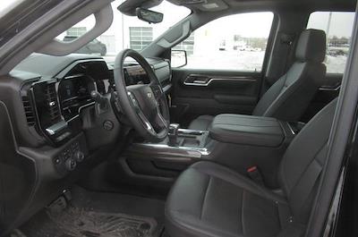 Used 2025 Chevrolet Silverado 1500 - photo 1