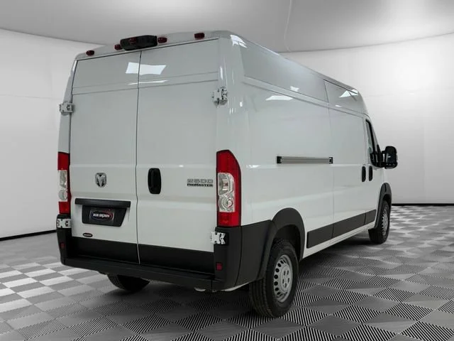 Used 2025 Ram ProMaster 2500 - photo 2