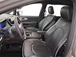 Used 2025 Chrysler Pacifica Limited Minivan for sale #P520447 - photo 12