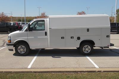 New 2025 Chevrolet Express 3500 - photo 1