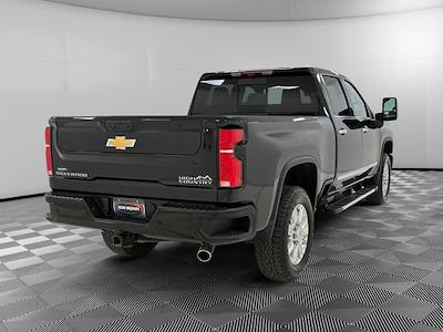 Used 2025 Chevrolet Silverado 2500 - photo 1