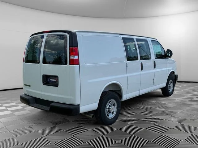 New 2026 Chevrolet Express 2500 - photo 7