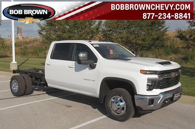 New 2026 Chevrolet Silverado 3500 LT Crew Cab 4x4 Cab Chassis for sale #TF111794 - photo 1