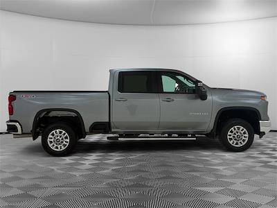 Used 2025 Chevrolet Silverado 2500 - photo 1