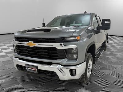 Used 2025 Chevrolet Silverado 2500 - photo 1