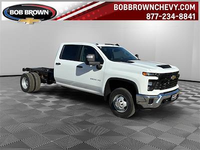 New 2026 Chevrolet Silverado 3500 Crew Cab Cab Chassis for sale #TF163465 - photo 1