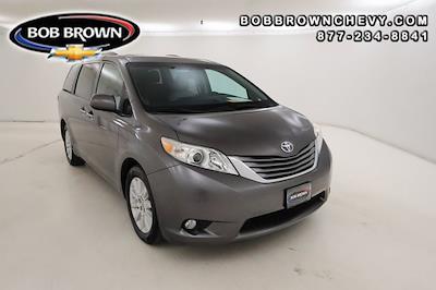 Used 2015 Toyota Sienna Limited 4x4 Minivan for sale #TL187032A - photo 1