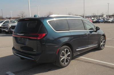 Used 2021 Chrysler Pacifica - photo 1