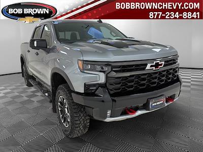 Used 2024 Chevrolet Silverado 1500 - photo 1