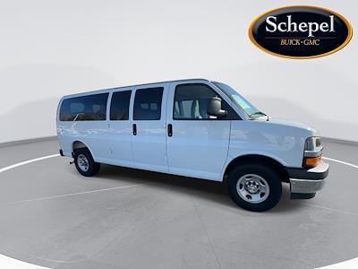 Used 2025 Chevrolet Express 3500 - photo 1