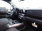 New 2025 GMC Sierra 2500 SLT Crew Cab 4WD Pickup for sale #ST7X120 - photo 16