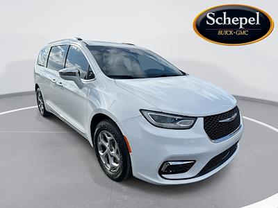 Used 2022 Chrysler Pacifica Limited Minivan for sale #TT12118A - photo 1