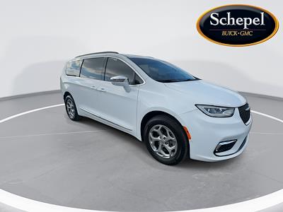 Used 2022 Chrysler Pacifica Limited Minivan for sale #TT12118A - photo 2