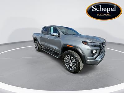 Used 2024 GMC Canyon - photo 1