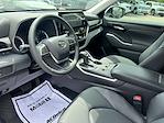 Used 2025 Toyota Highlander XLE AWD SUV for sale #107995M - photo 13