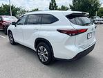 Used 2025 Toyota Highlander XLE AWD SUV for sale #107995M - photo 2