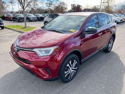 2018 Toyota RAV4 FWD SUV for sale #1129159A - photo 1