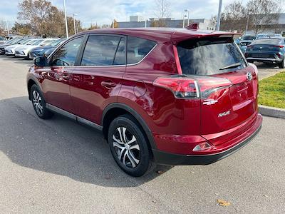 2018 Toyota RAV4 FWD SUV for sale #1129159A - photo 2